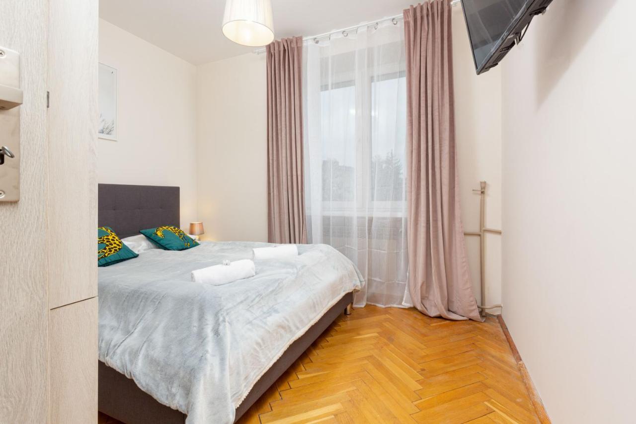 City Center Apartment Elektoralna By Noclegi Renters Warschau Exterior foto